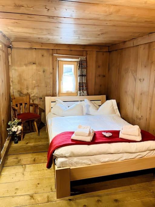Chesa Margadant Apartment Цуоц Екстериор снимка